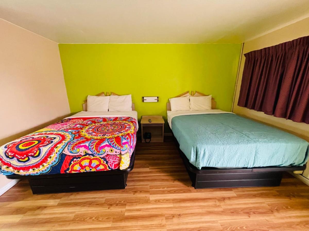 Budget Inn Pulaski Bagian luar foto