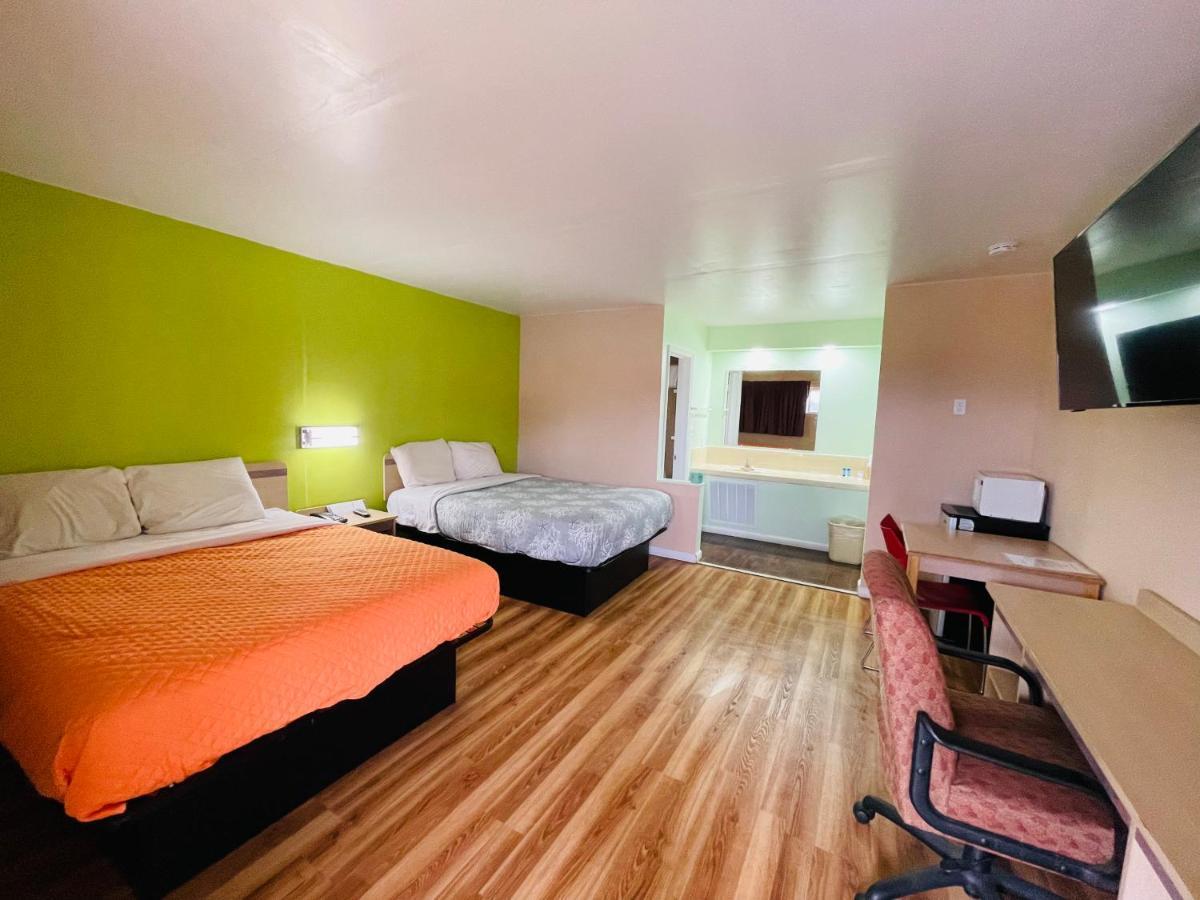Budget Inn Pulaski Bagian luar foto