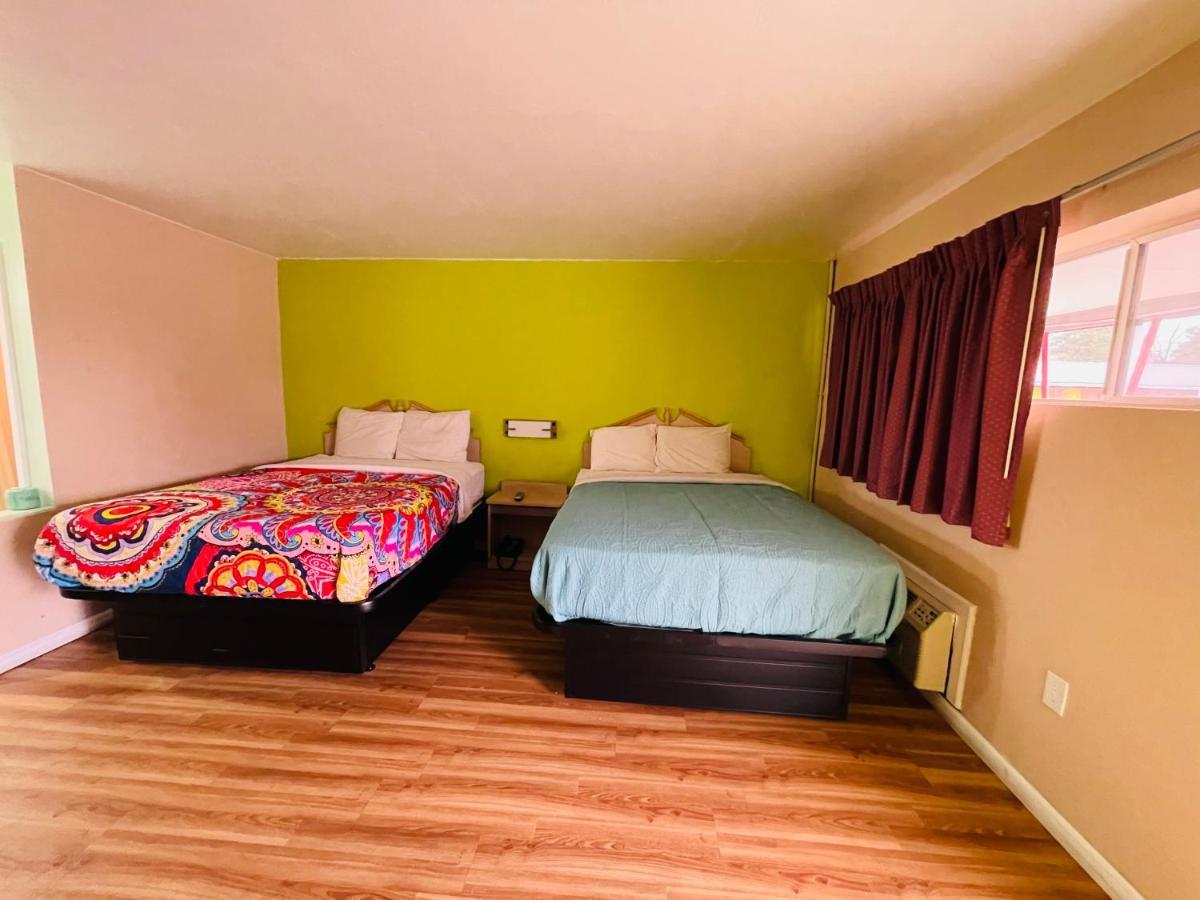 Budget Inn Pulaski Bagian luar foto